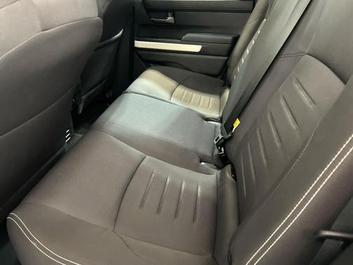 Ice Cap 2024 Toyota Tacoma TRD Sport