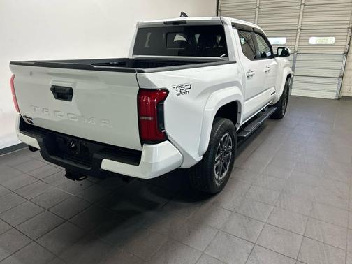 Ice Cap 2024 Toyota Tacoma TRD Sport
