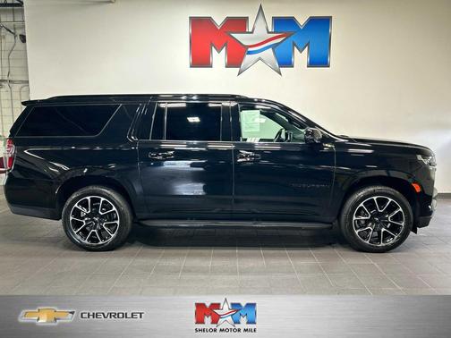 Black 2024 Chevrolet Suburban RST
