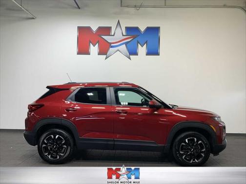 Scarlet Red Metallic 2021 Chevrolet Trailblazer LT