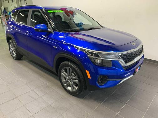 Neptune Blue 2021 Kia Seltos S