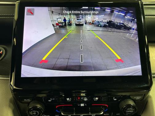 Bright White Clearcoat 2023 Jeep Grand Cherokee Overland