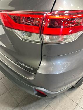 Predawn Gray Mica 2019 Toyota Highlander XLE