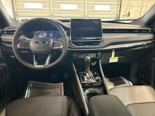 Fathom Blue Pearl Coat 2026 Jeep Compass Trailhawk