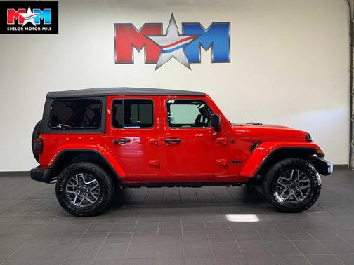 2025 Jeep Wrangler 4-Door Sahara 4x4