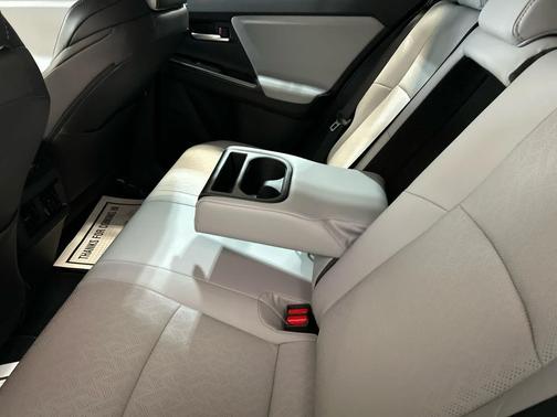 METROPOLIS GRAY 2026 Subaru Uncharted GT