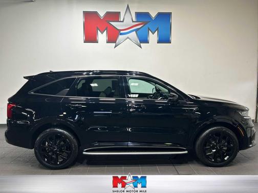 Ebony Black 2023 Kia Sorento SX