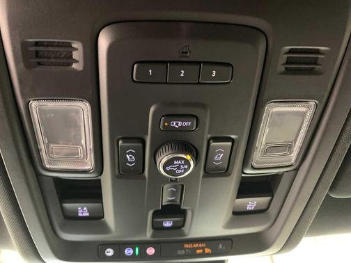 2024 Chevrolet Tahoe 4WD High Country