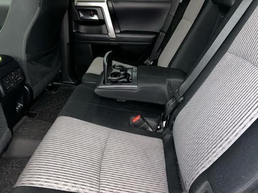 Classic Silver Metallic 2021 Toyota 4Runner SR5