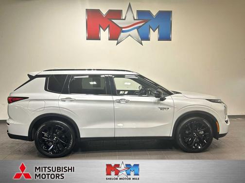 White Diamond 2025 Mitsubishi Outlander PHEV SEL