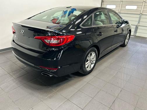 Phantom Black 2017 Hyundai SONATA Base