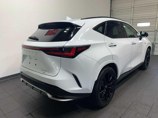 2022 Lexus NX 350 F SPORT Handling