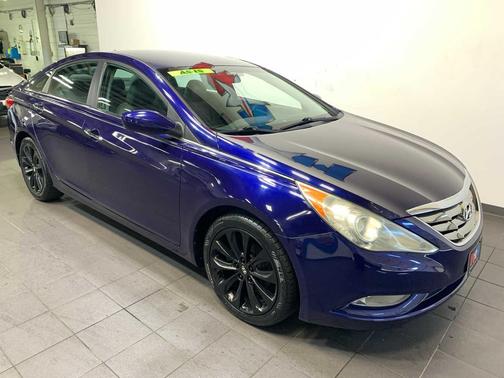2011 Hyundai SONATA SE