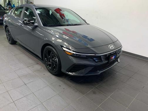 Ecotronic Gray 2026 Hyundai ELANTRA Sport