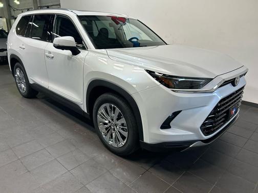 Wind Chill Pearl 2026 Toyota Grand Highlander Platinum