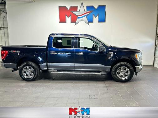 Antimatter Blue Metallic 2021 Ford F-150 XLT