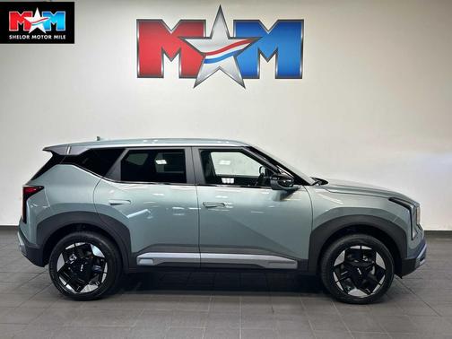 Iceberg Green 2027 Kia Seltos S