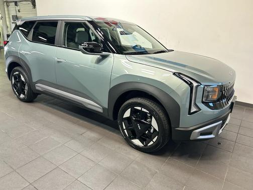 Iceberg Green 2027 Kia Seltos S
