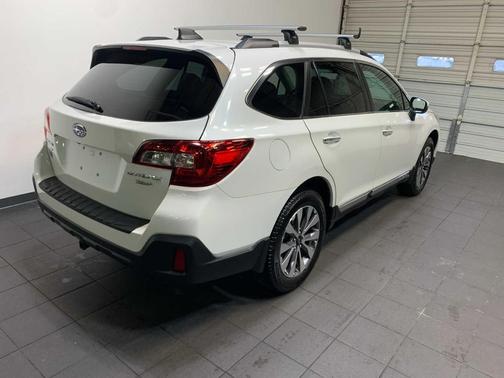 2018 Subaru Outback 3.6R Touring