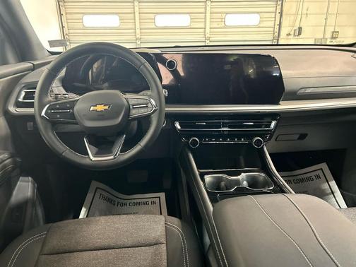 Lakeshore Blue Metallic 2026 Chevrolet Traverse LT
