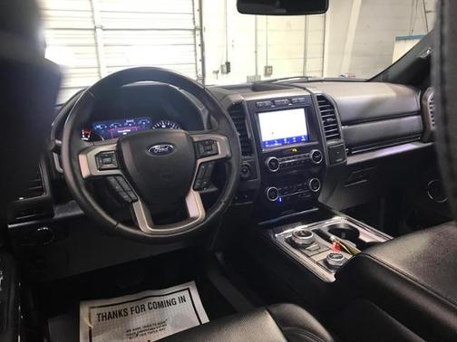 Photo 4 of 13 of 2021 Ford Expedition XLT