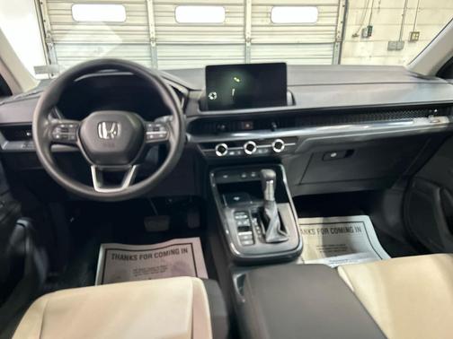 Platinum White Pearl 2026 Honda CR-V LX AWD