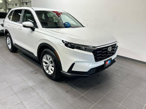 Platinum White Pearl 2026 Honda CR-V LX AWD