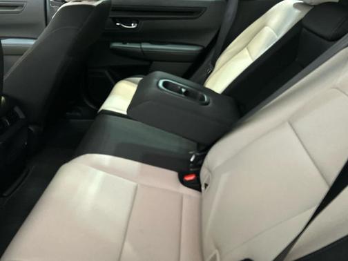 Platinum White Pearl 2026 Honda CR-V LX AWD
