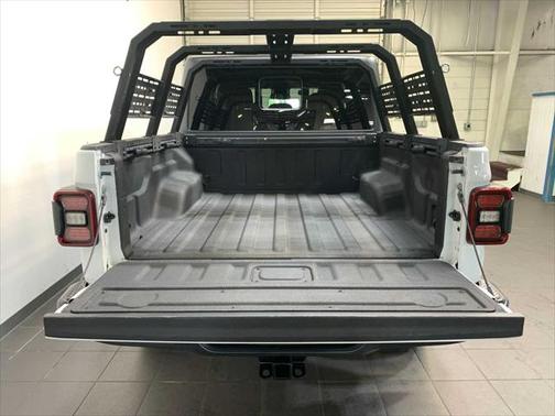 2024 Jeep Gladiator Willys