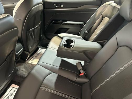 Snow White Pearl 2026 Kia K5 GT-Line FWD