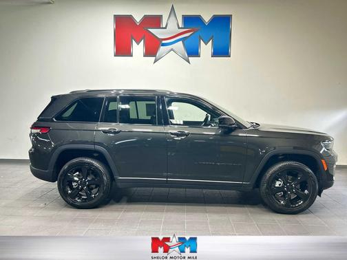 Rocky Mountain Pearlcoat 2025 Jeep Grand Cherokee Limited