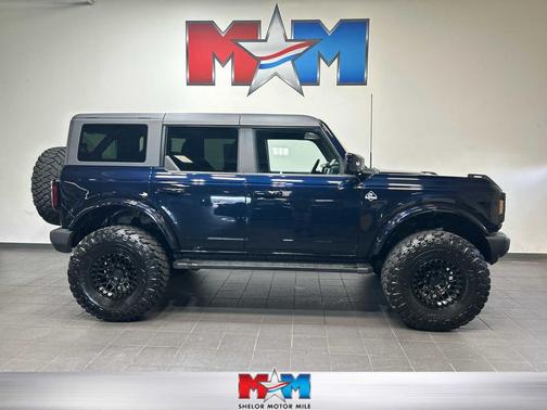ANTIMATTER BLUE METALLIC 2021 Ford Bronco Outer Banks