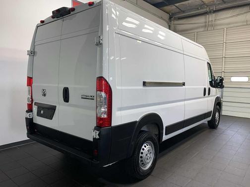 2024 RAM ProMaster 2500 Tradesman