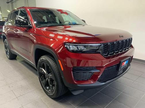 2024 Jeep Grand Cherokee Altitude