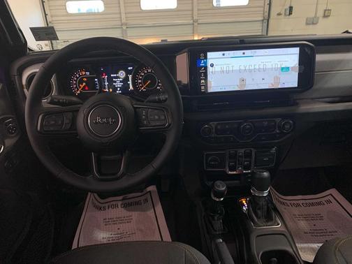 2026 Jeep Gladiator Sport S