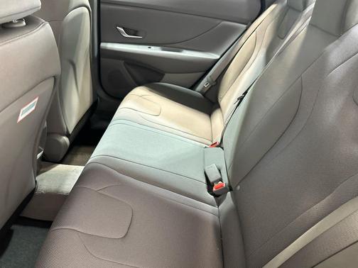 Amazon Gray 2026 Hyundai ELANTRA SE