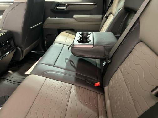 Summit White 2026 Chevrolet Silverado 1500 ZR2
