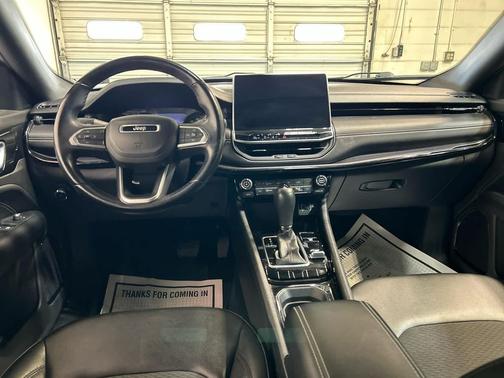 Bright White Clearcoat 2022 Jeep Compass Latitude