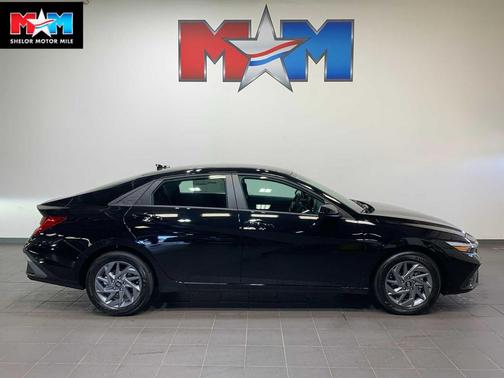 Abyss Black 2026 Hyundai ELANTRA HEV Blue