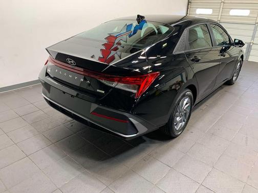 Abyss Black 2026 Hyundai ELANTRA HEV Blue