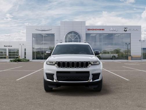 Bright White Clearcoat 2026 Jeep Grand Cherokee L Laredo