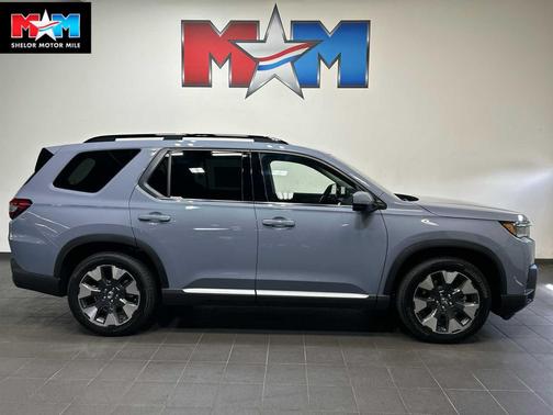 Sonic Gray Pearl 2026 Honda Pilot Elite