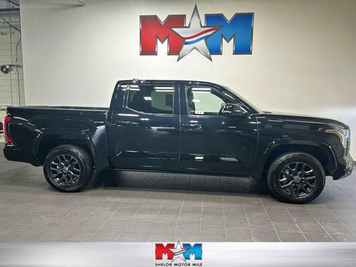 Midnight Black Metallic 2024 Toyota Tundra Platinum