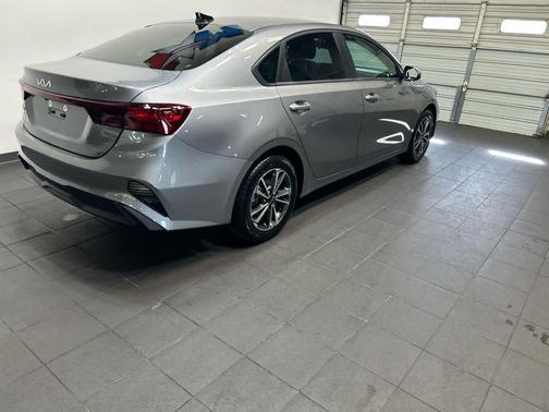Steel Gray 2024 Kia Forte LXS