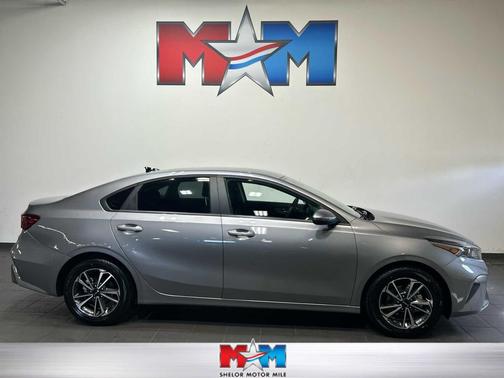 Steel Gray 2024 Kia Forte LXS