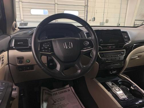 2021 Honda Pilot Touring 8-Passenger