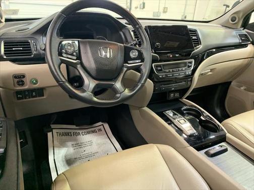 2021 Honda Pilot Touring 8-Passenger