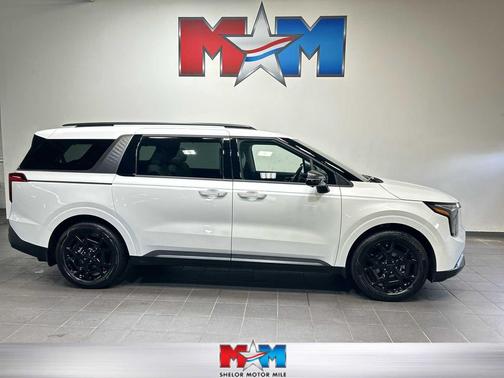 Snow White Pearl 2026 Kia Carnival Hybrid SX