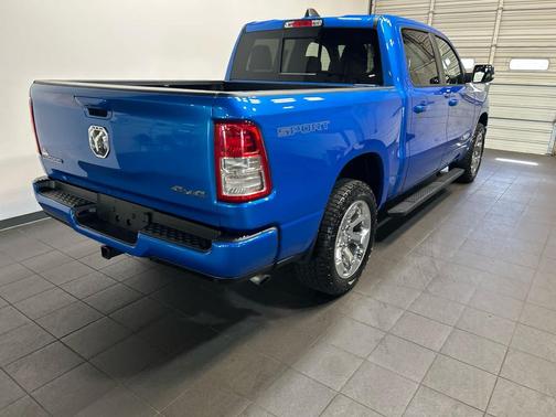 Hydro Blue Pearlcoat 2022 RAM 1500 Big Horn/Lone Star