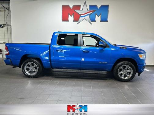 Hydro Blue Pearlcoat 2022 RAM 1500 Big Horn/Lone Star